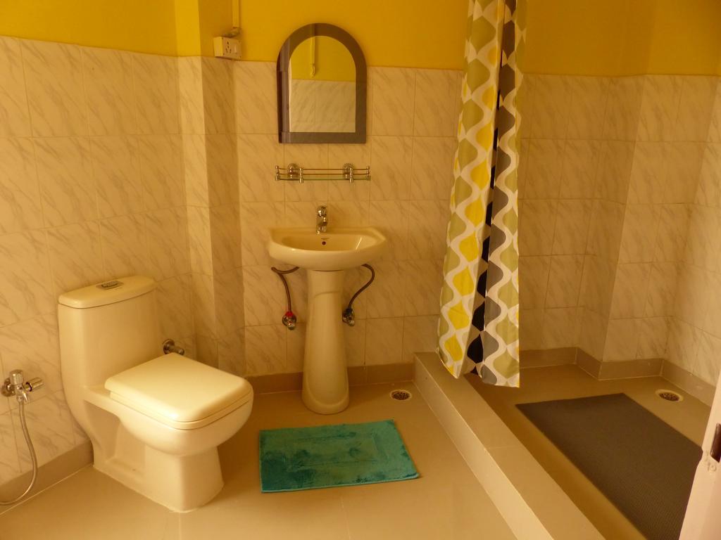 Mykonos Guest House And Spa New Delhi Ngoại thất bức ảnh