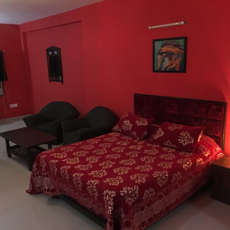 Mykonos Guest House And Spa New Delhi Ngoại thất bức ảnh